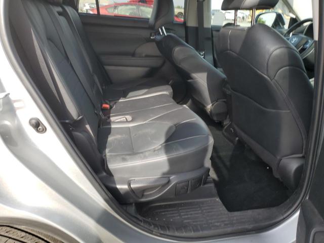 2022 TOYOTA HIGHLANDER - 5TDHZRBH9NS587335