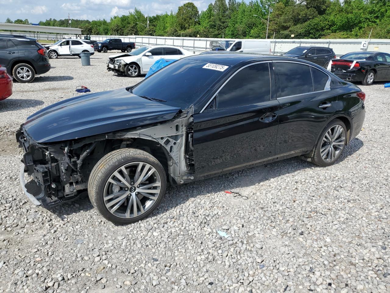 INFINITI Q50 LUXE
