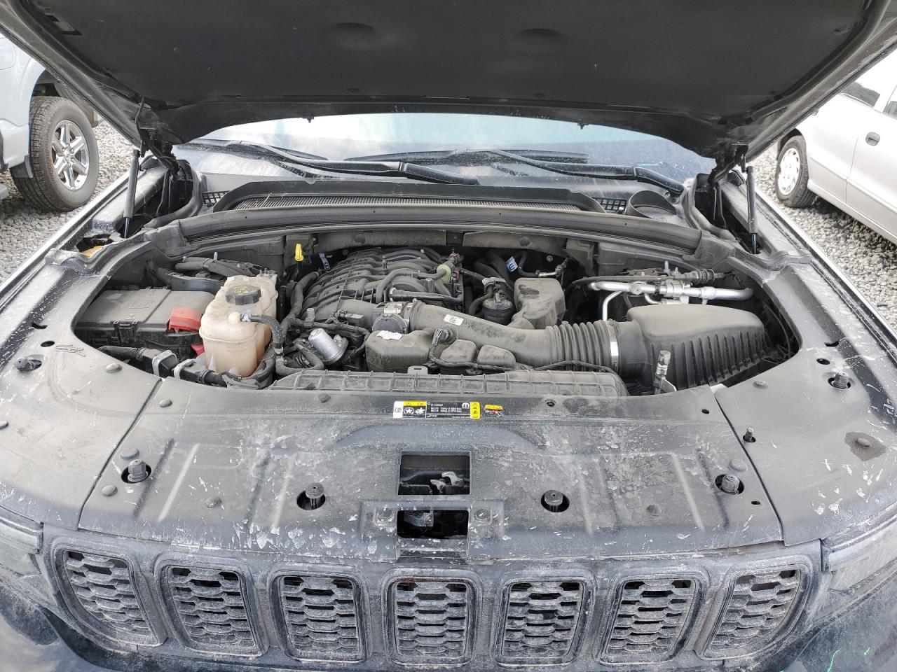 JEEP GRAND CHEROKEE L LAREDO