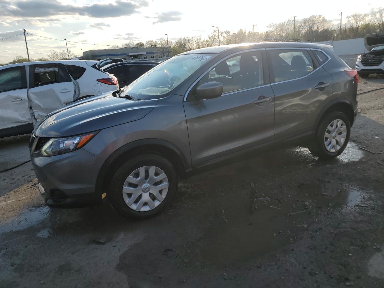 NISSAN ROGUE SPORT S