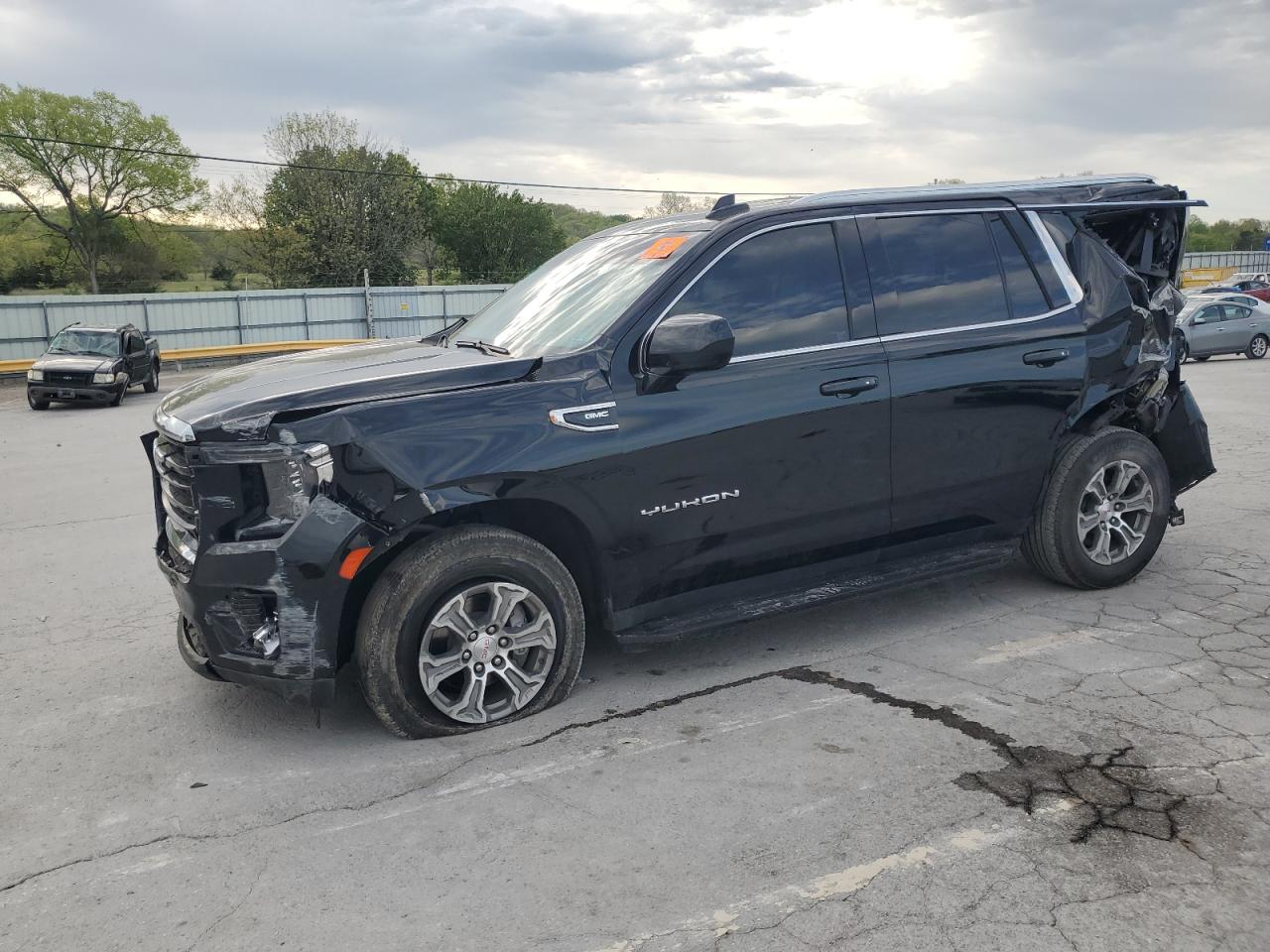 GMC YUKON SLE