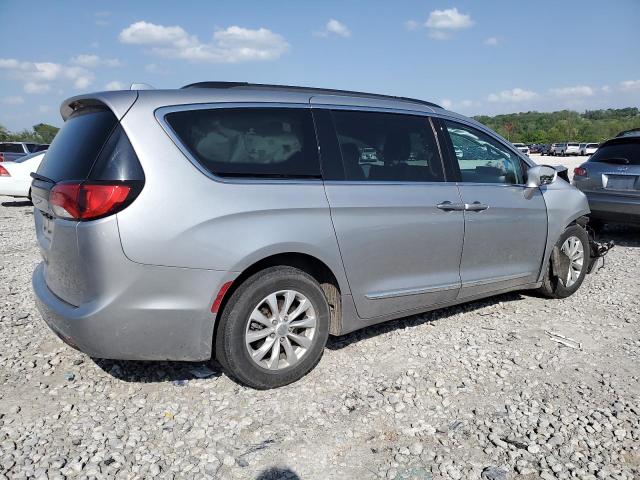 Vin: 2c4rc1bgxhr739358, lot: 54413315, chrysler pacifica touring l 20173