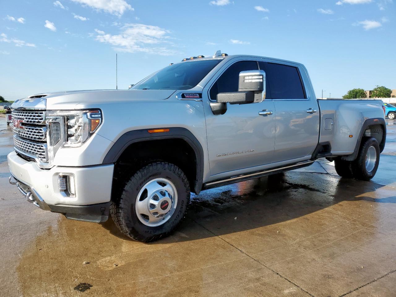 GMC SIERRA K3500 DENALI