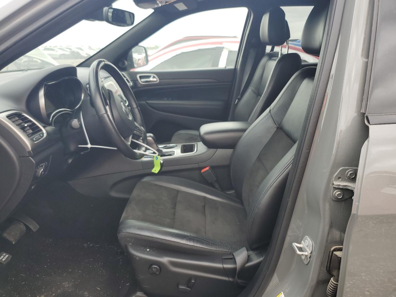 JEEP GRAND CHEROKEE LAREDO