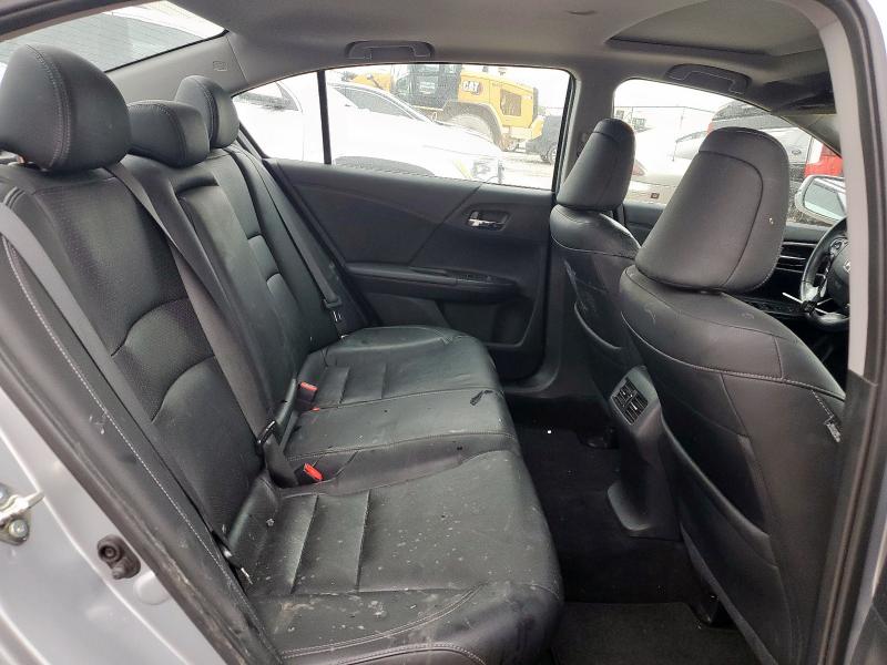 2017 HONDA ACCORD TOU - 1HGCR3F94HA019104