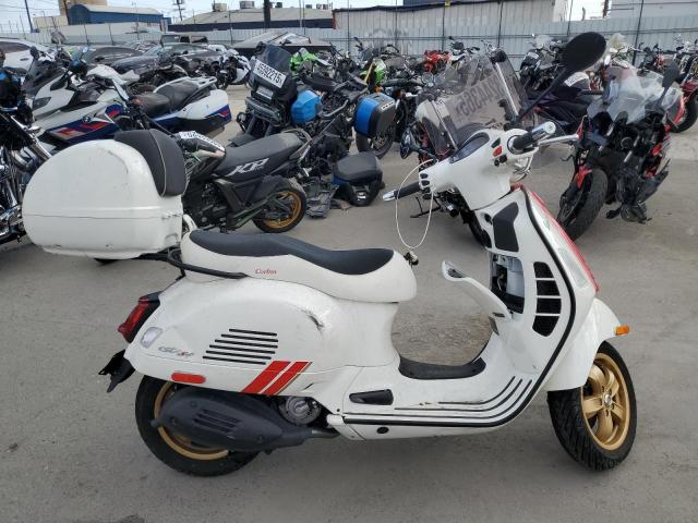 VESPA GTS 300 2022 white   ZAPMA39M6N5202680 photo #1