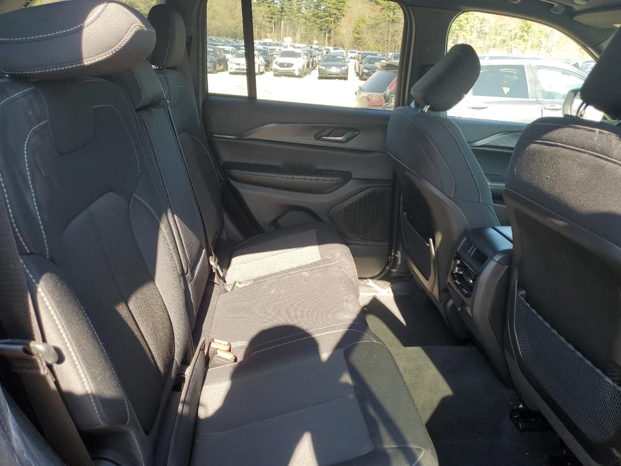 JEEP GRAND CHEROKEE LAREDO