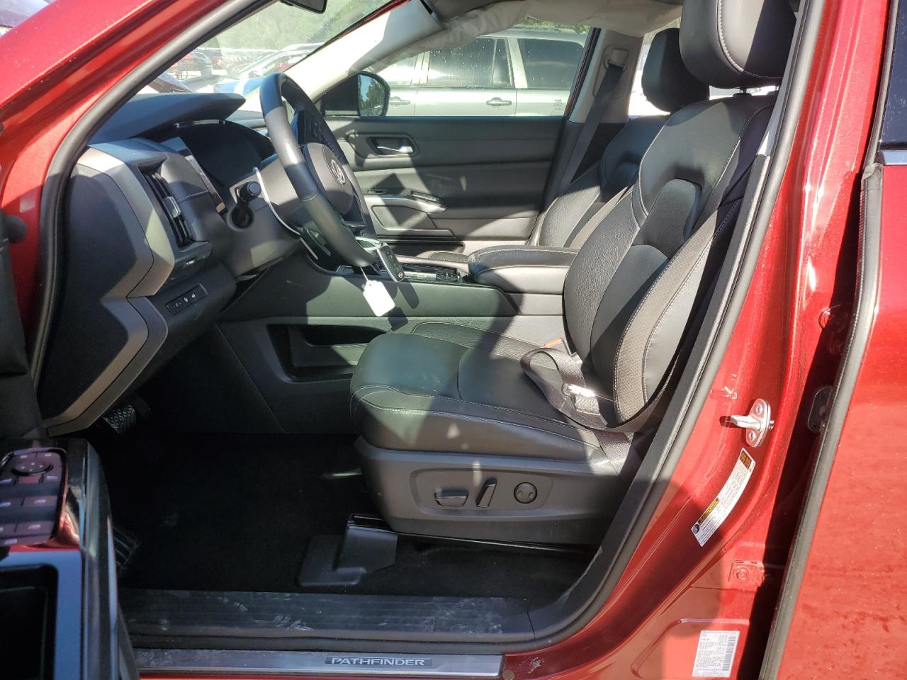 Nissan Pathfinder 2023