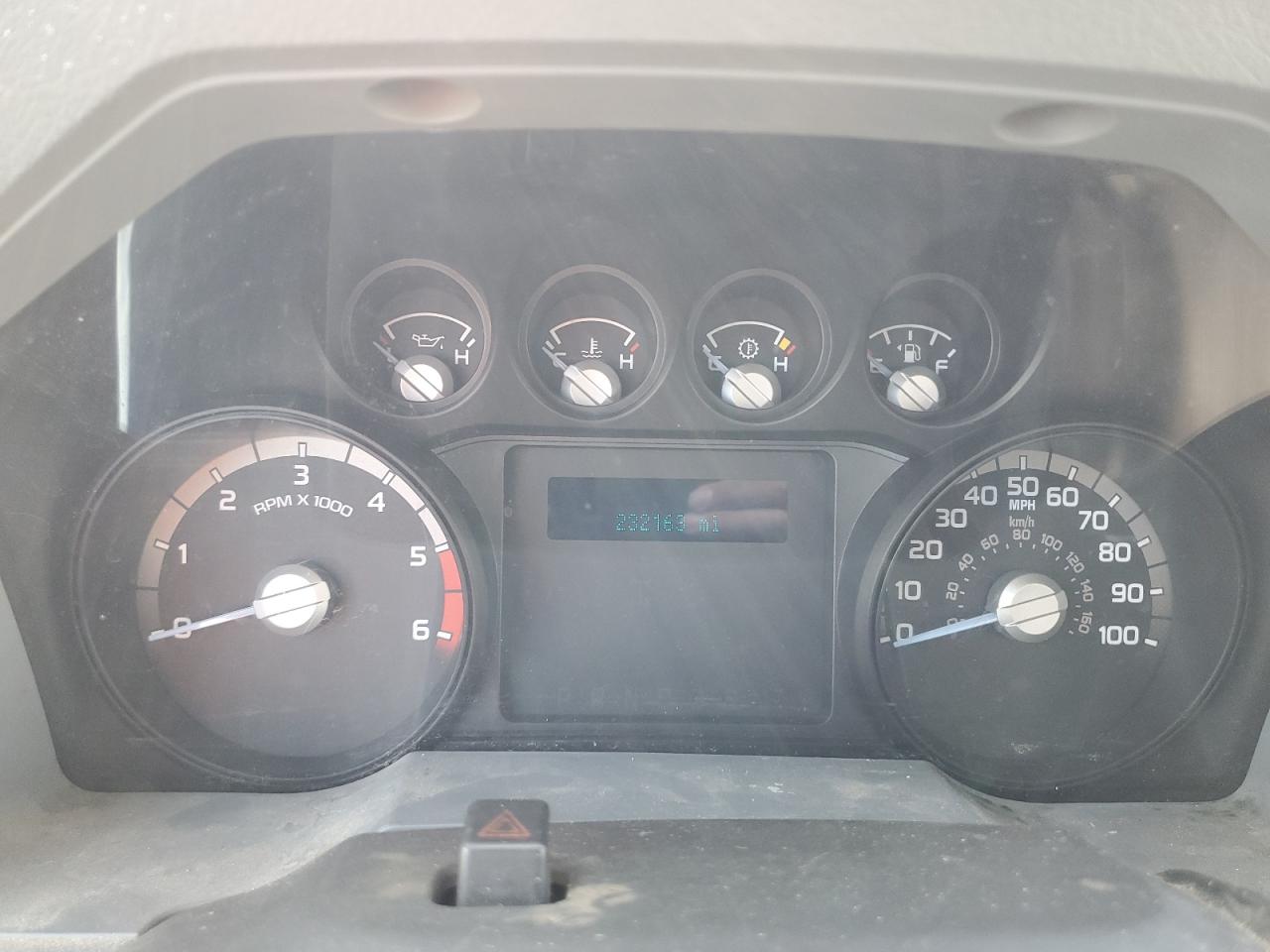 FORD F-450 SUPER DUTY