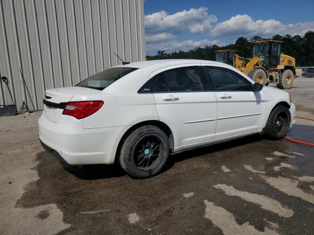 Vin: 1c3ccbab2dn604677, lot: 54017545, chrysler 200 lx 20133