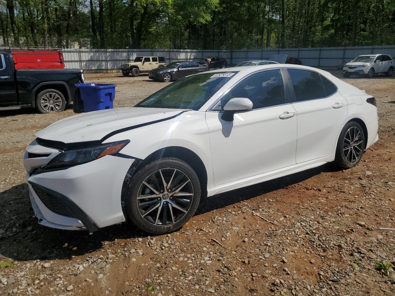 TOYOTA CAMRY SE