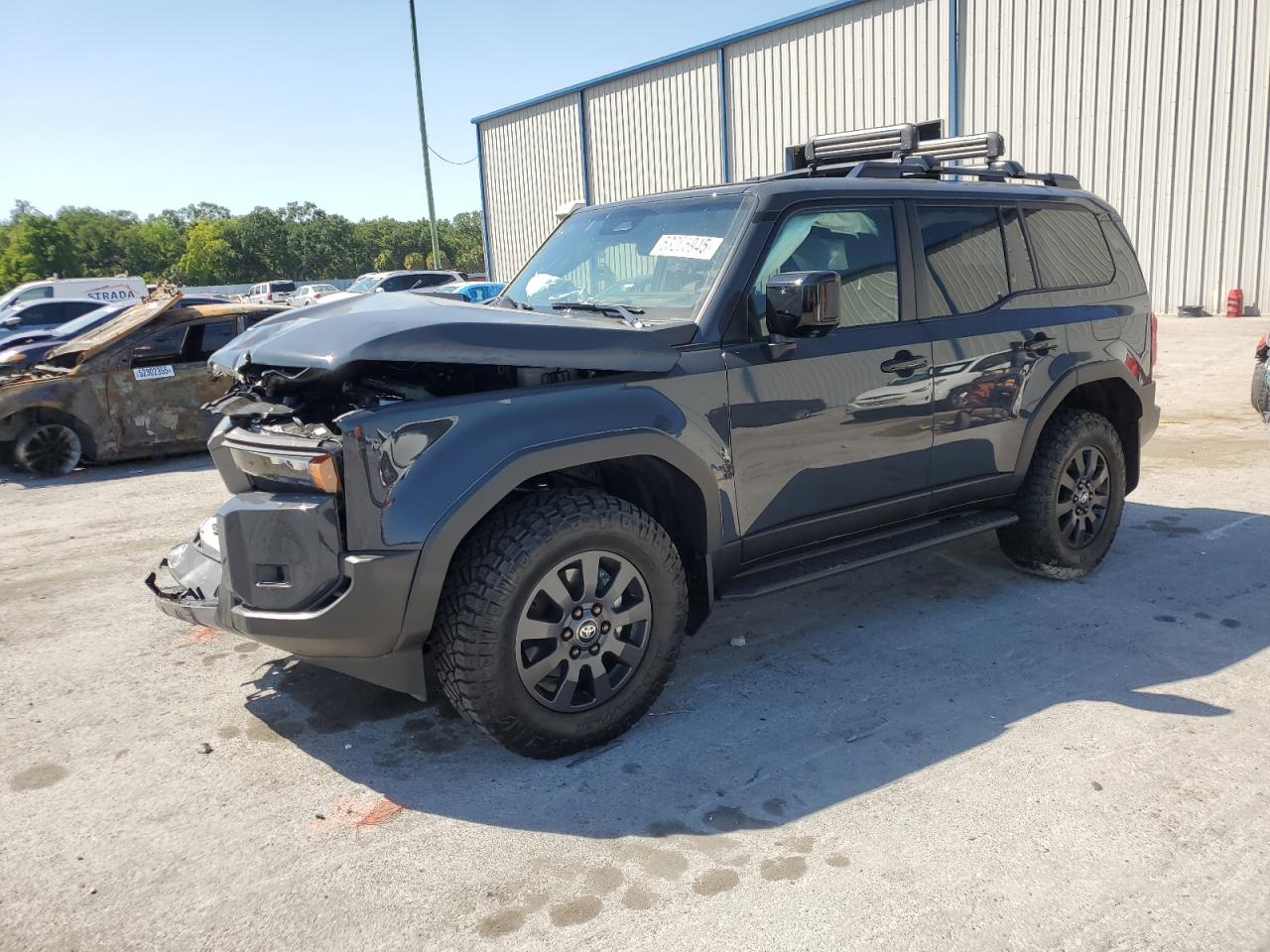 TOYOTA LAND CRUISER BASE