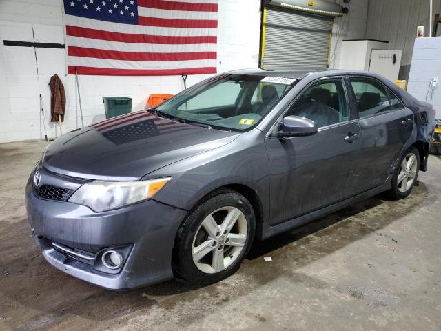 TOYOTA CAMRY BASE