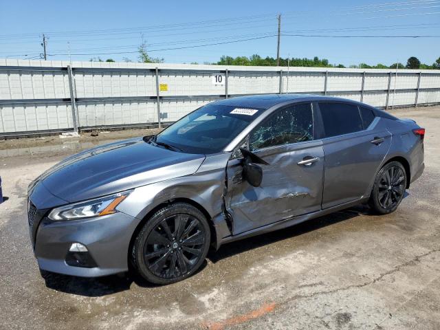 NISSAN ALTIMA SR