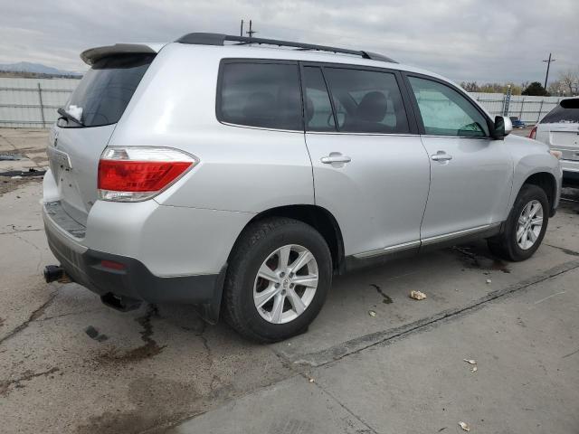 Vin: 5tdbk3eh6cs105744, lot: 51957185, toyota highlander base 20123