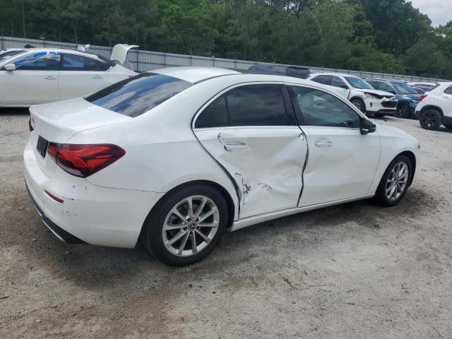 Vin: wdd3g4eb9kw000854, lot: 54607625, mercedes-benz a-class 220 20193