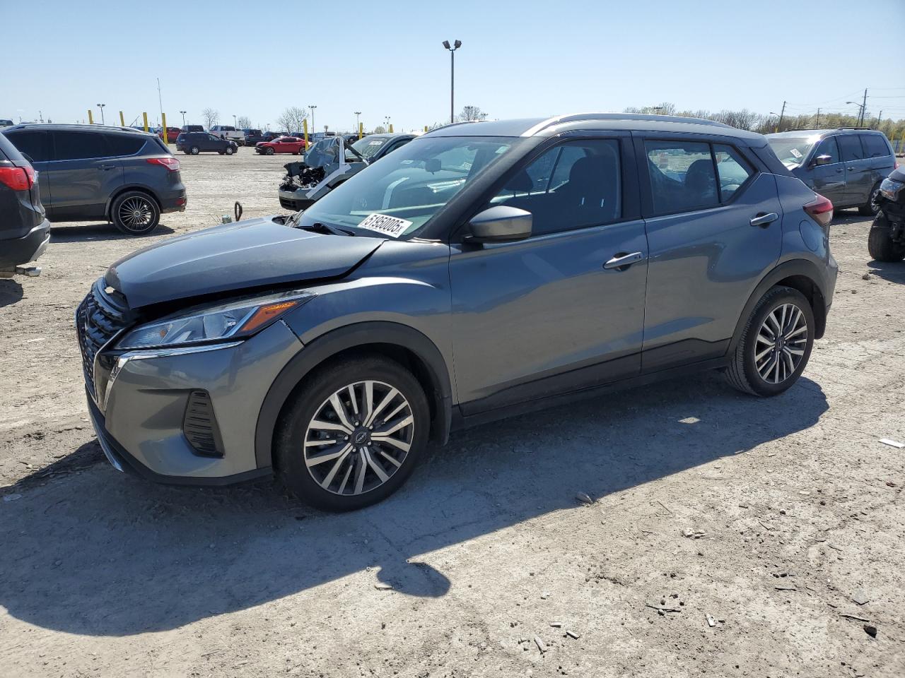 NISSAN KICKS SV
