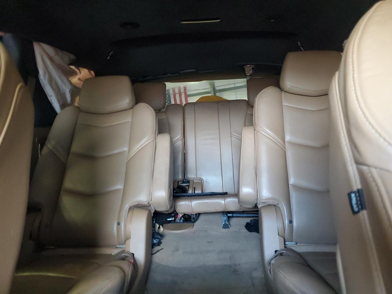 CADILLAC ESCALADE PLATINUM