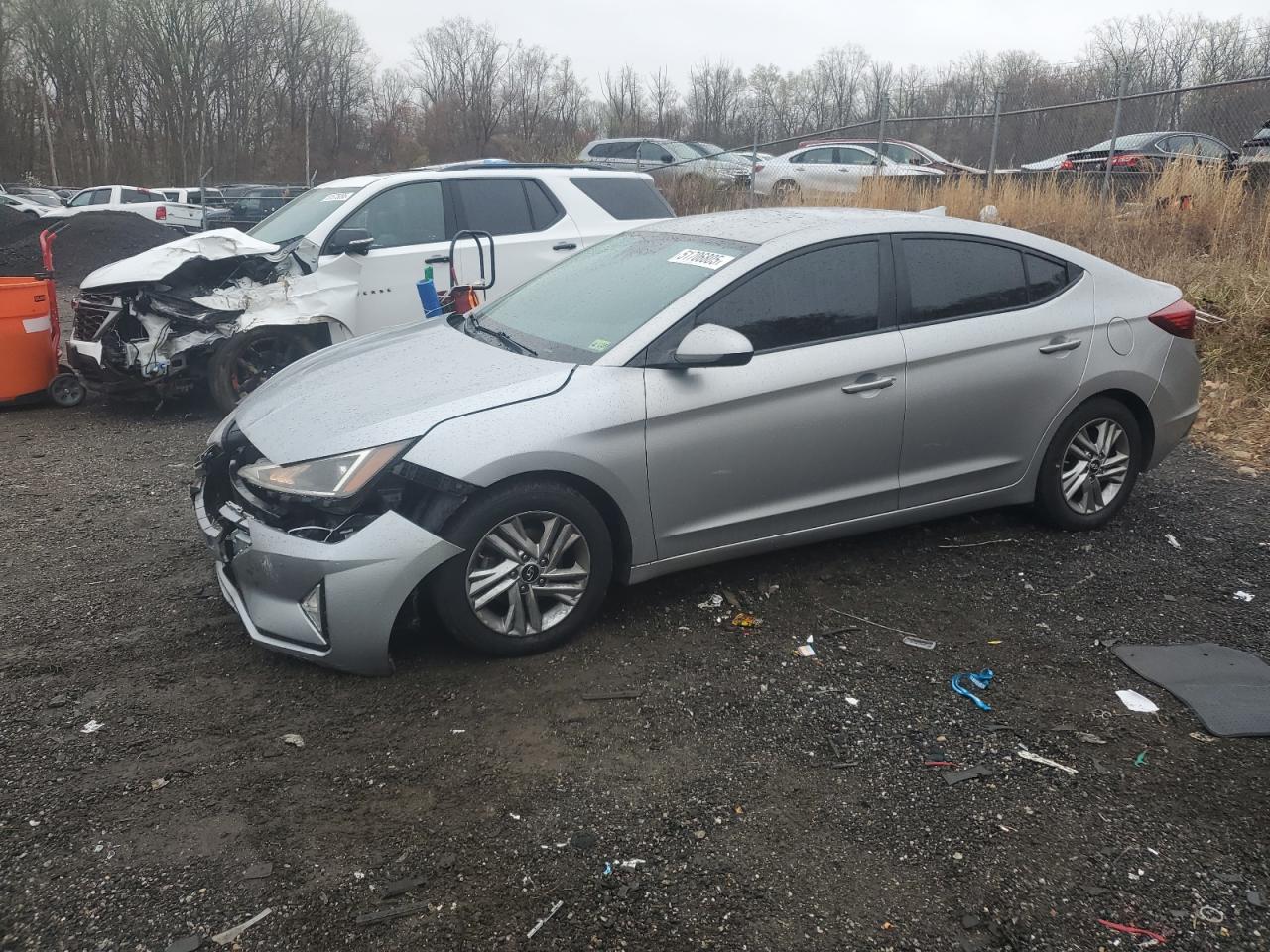 HYUNDAI ELANTRA SEL