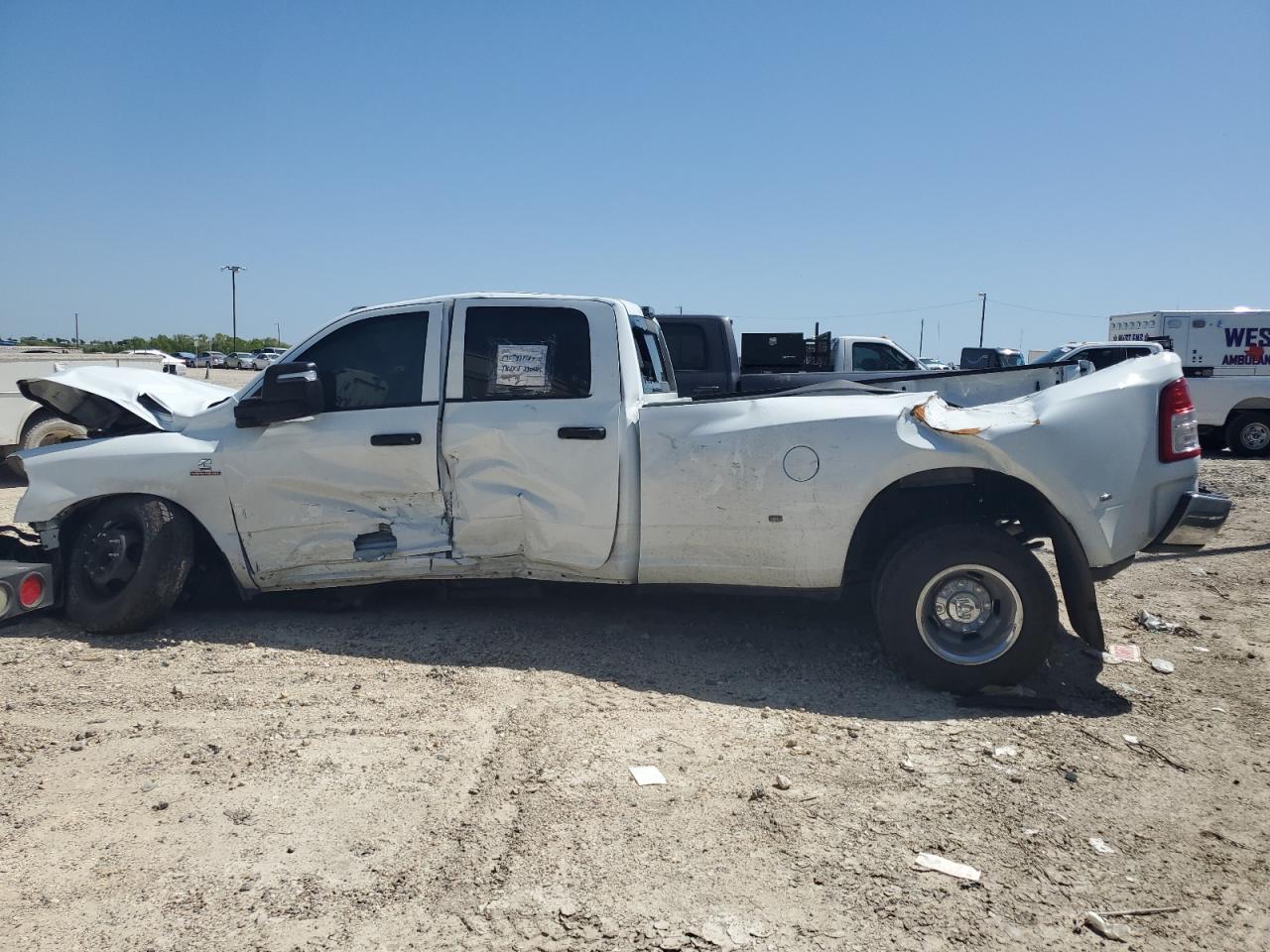 RAM 3500 TRADESMAN