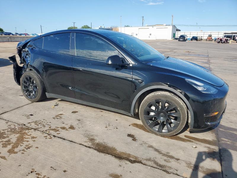 2021 TESLA MODEL Y 5YJYGDEE1MF211015