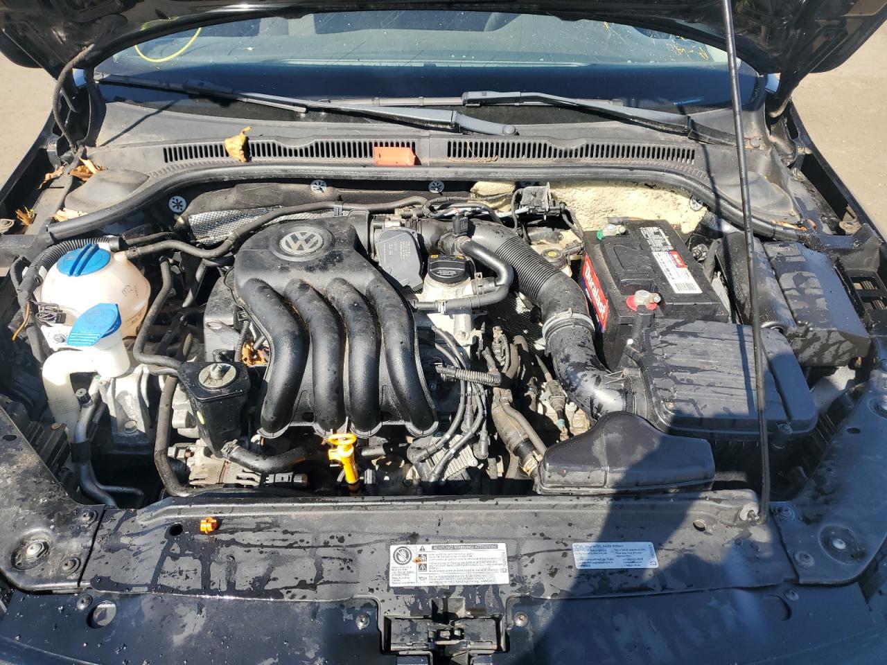 VOLKSWAGEN JETTA BASE