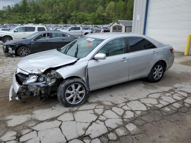 TOYOTA CAMRY BASE