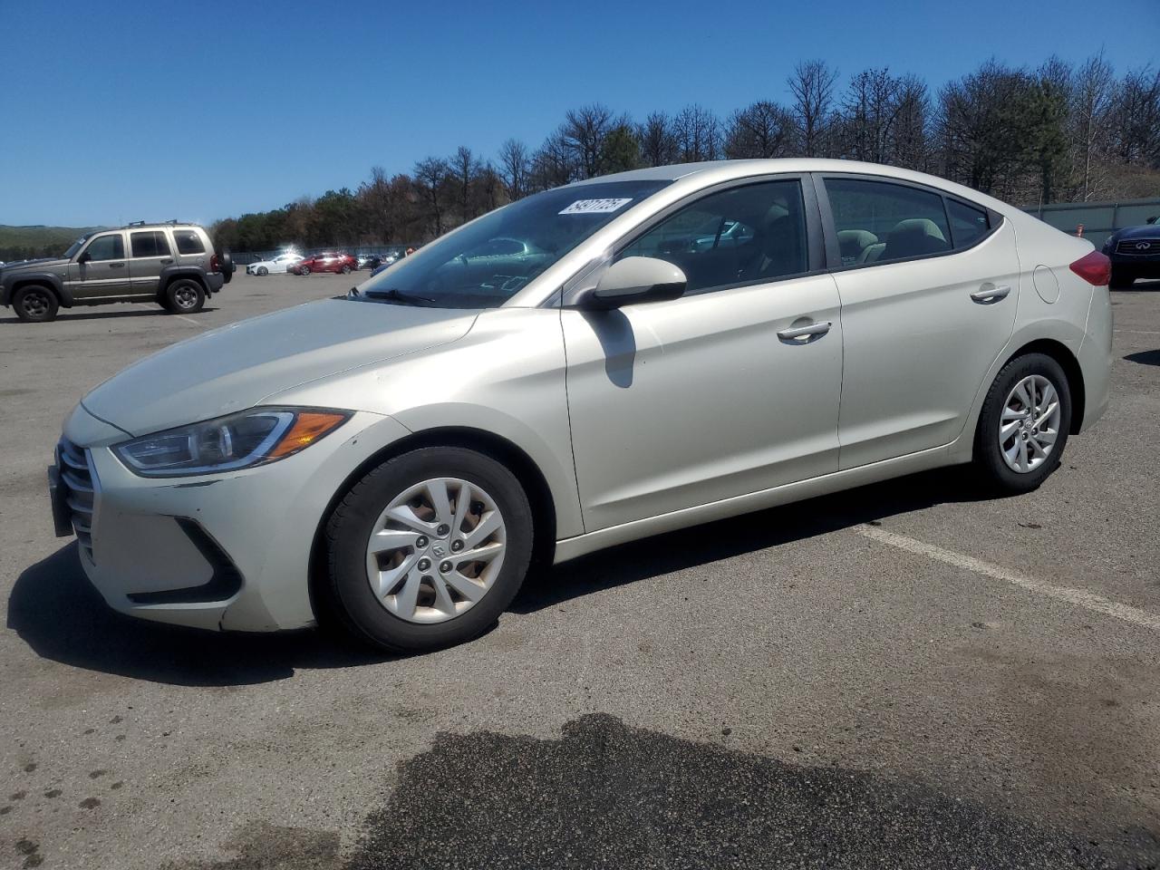 HYUNDAI ELANTRA SE
