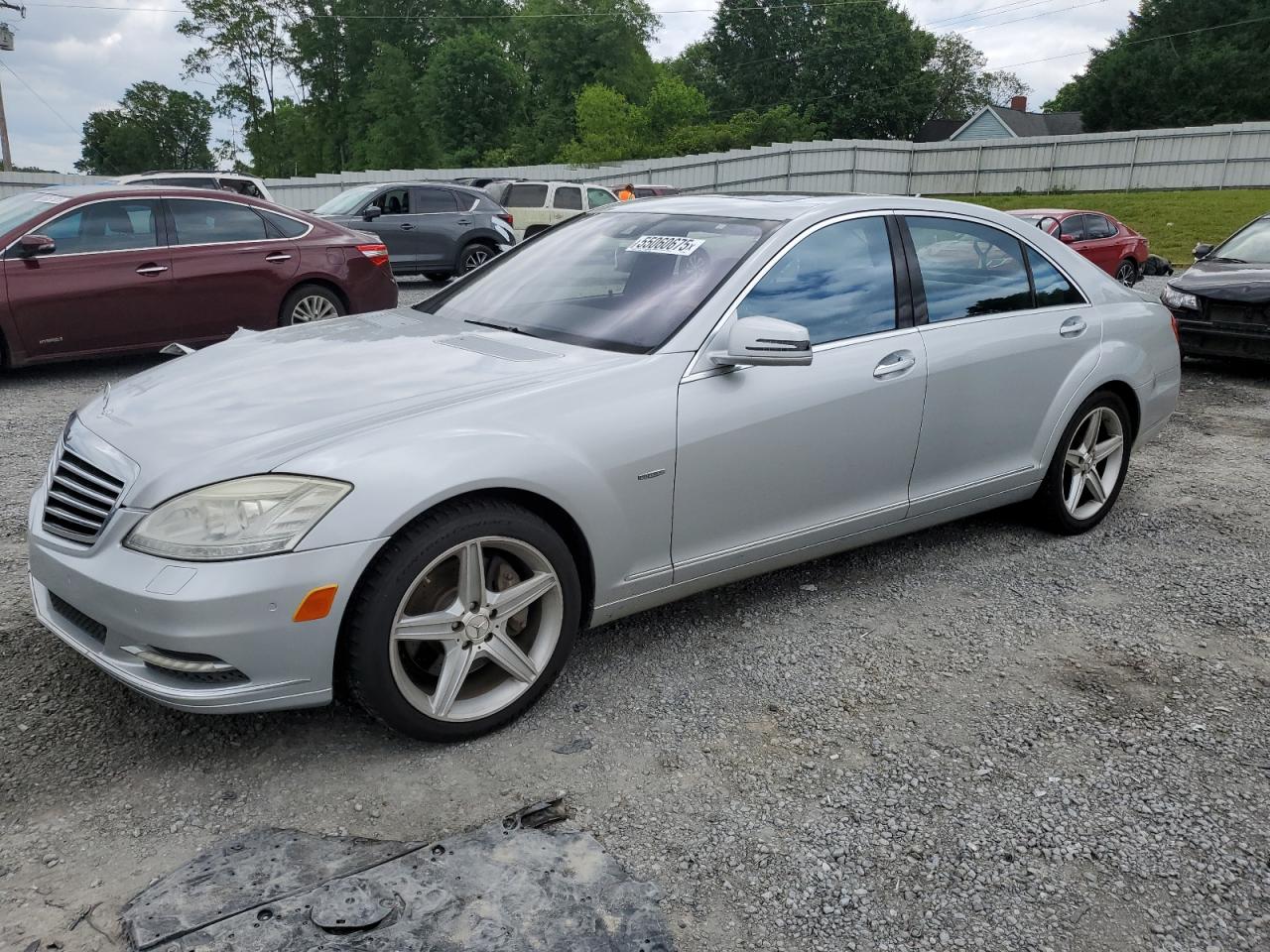 MERCEDES-BENZ S-CLASS 550
