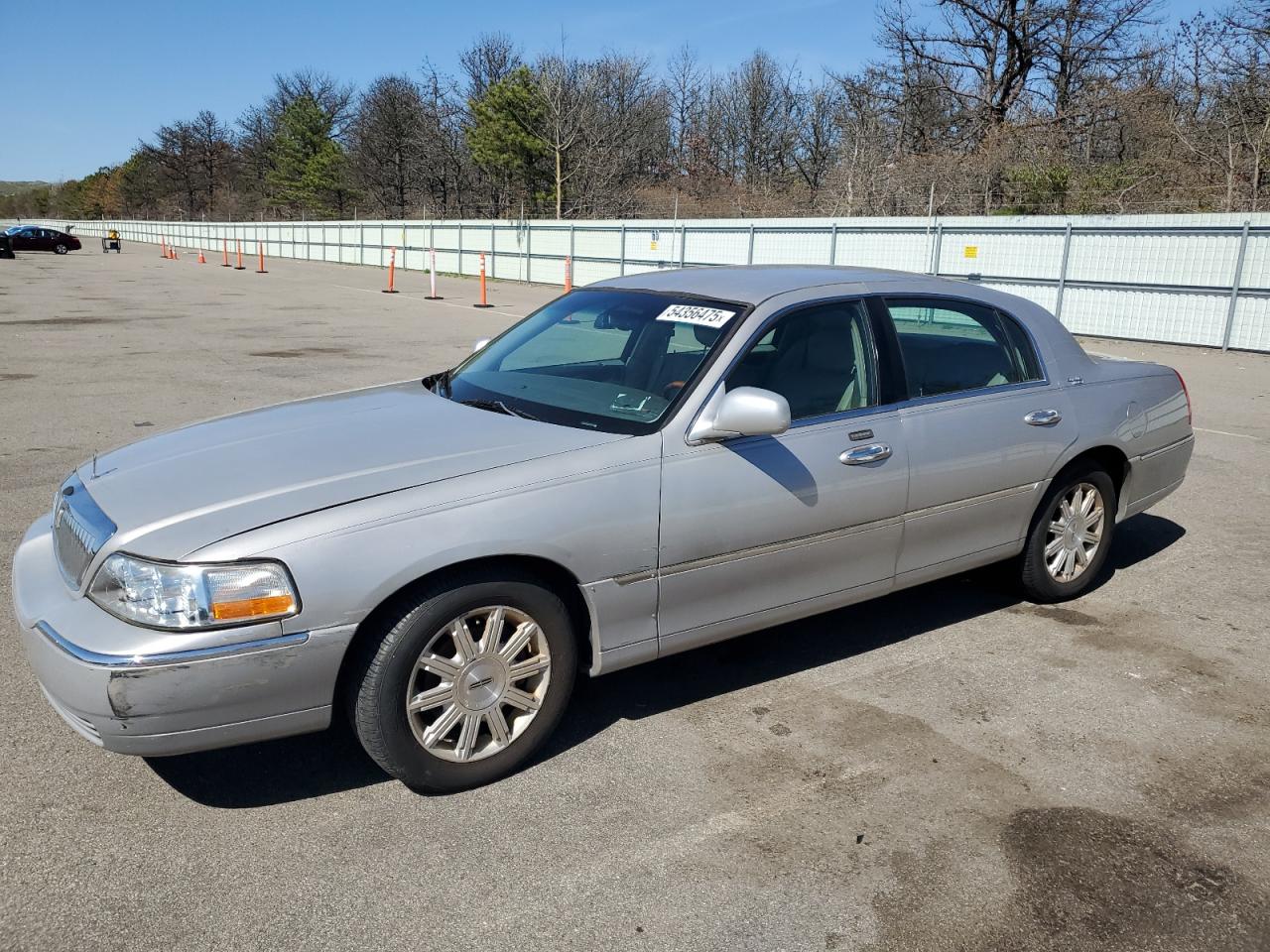 LINCOLN TOWN CAR SIGNATURE LIMITED