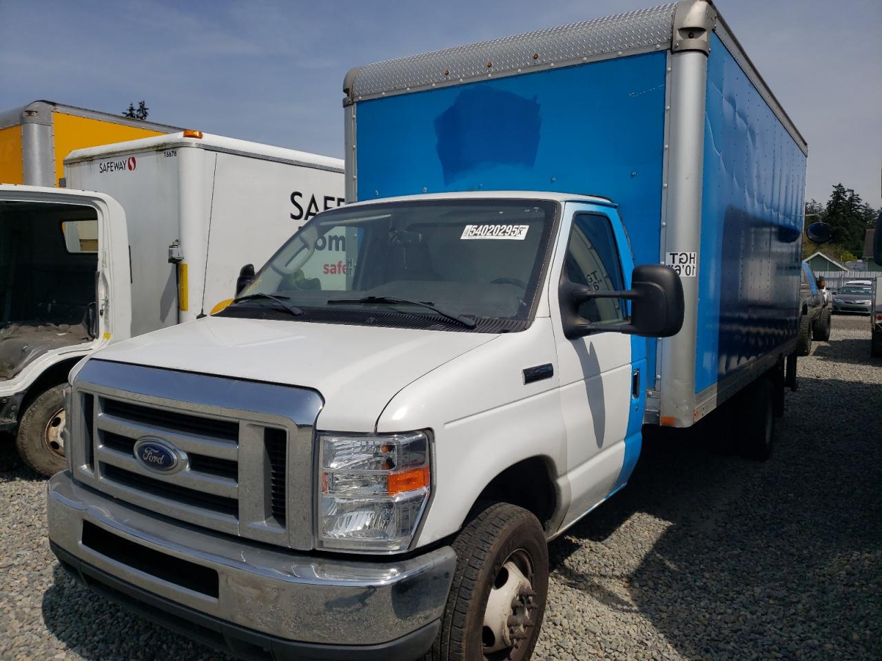 FORD ECONOLINE E450 SUPER DUTY CUTAWAY VAN