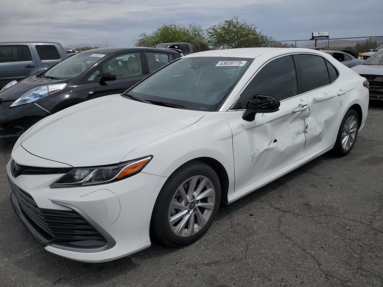 TOYOTA CAMRY LE