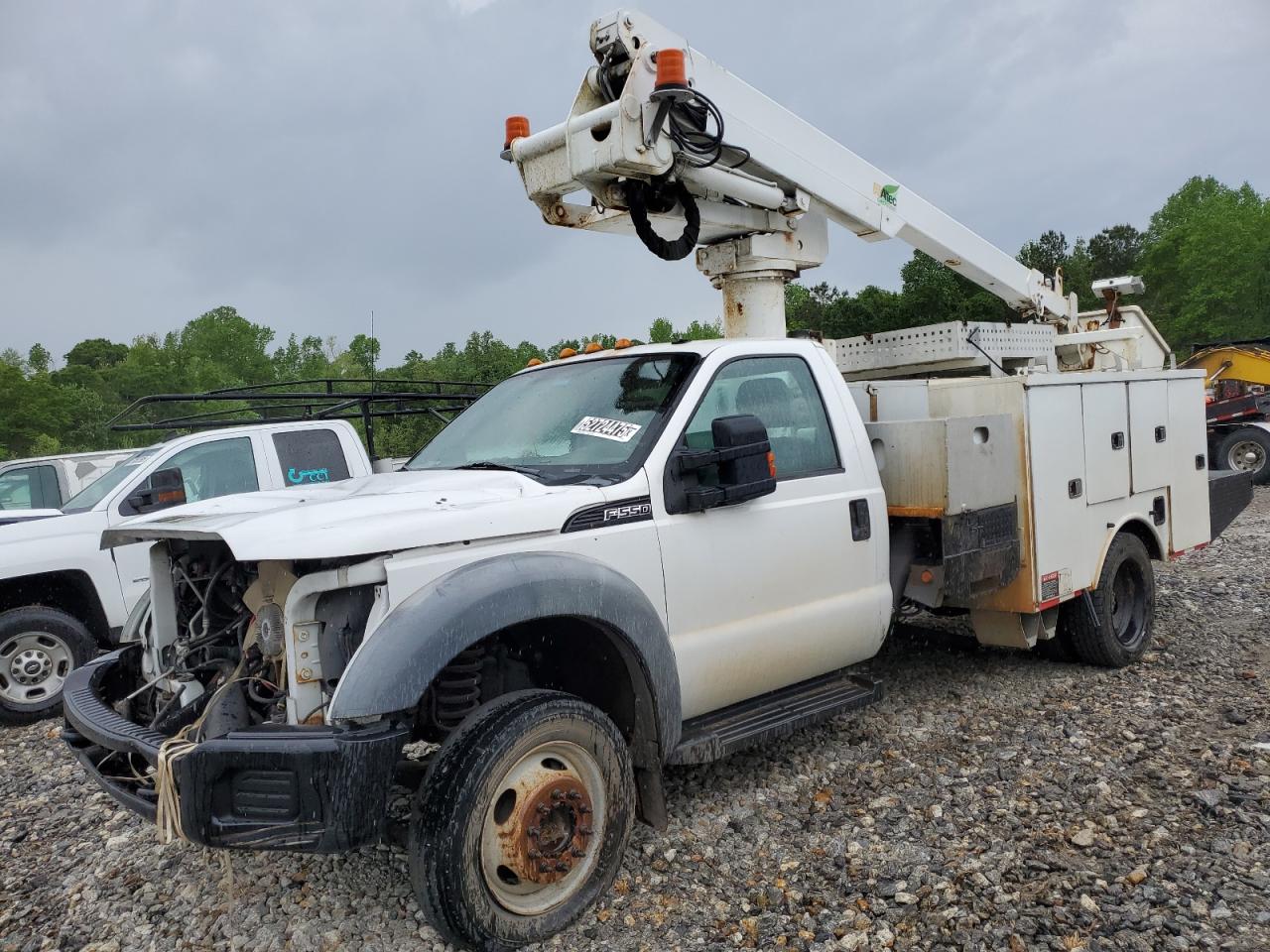 FORD F-550 SUPER DUTY