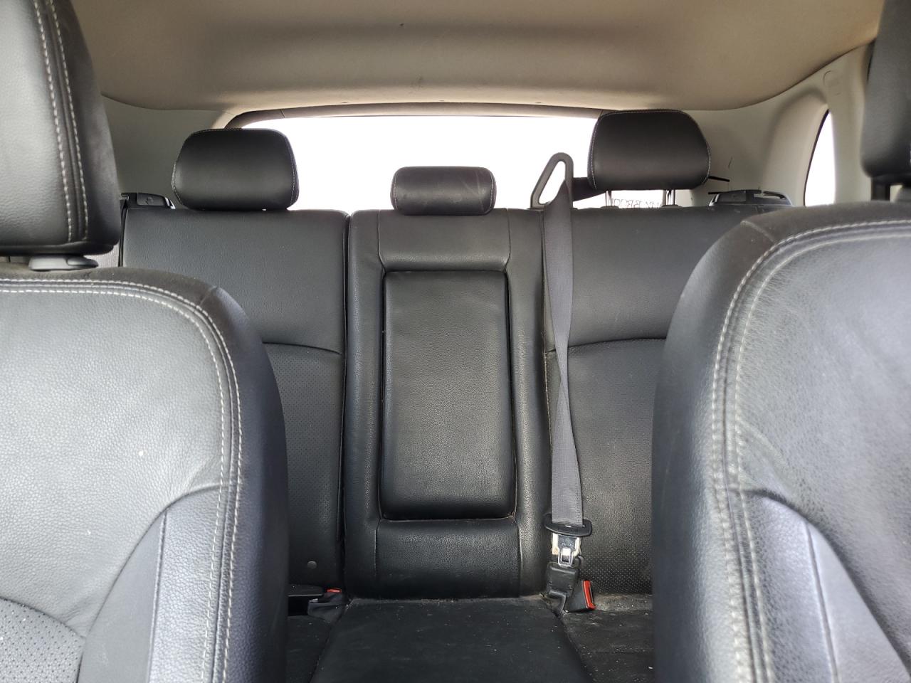 MITSUBISHI OUTLANDER SEL