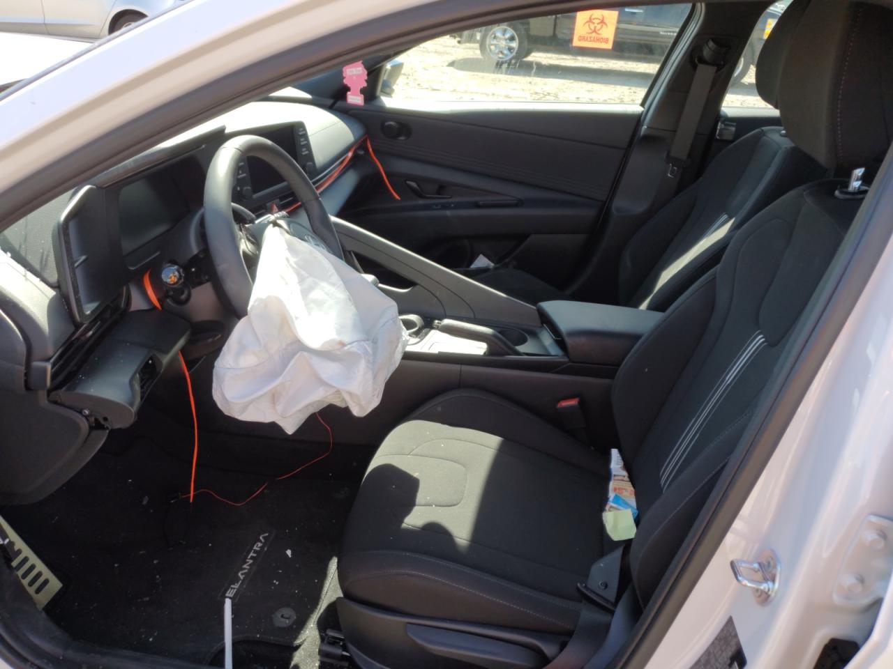 HYUNDAI ELANTRA SEL SPORT