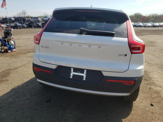2025 VOLVO XC40 PLUS YV4L12UE6S2547385