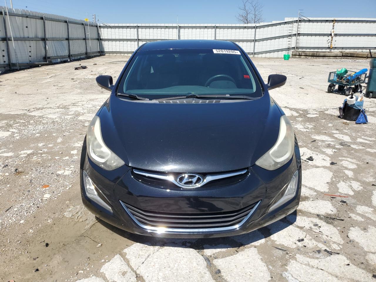 HYUNDAI ELANTRA SE