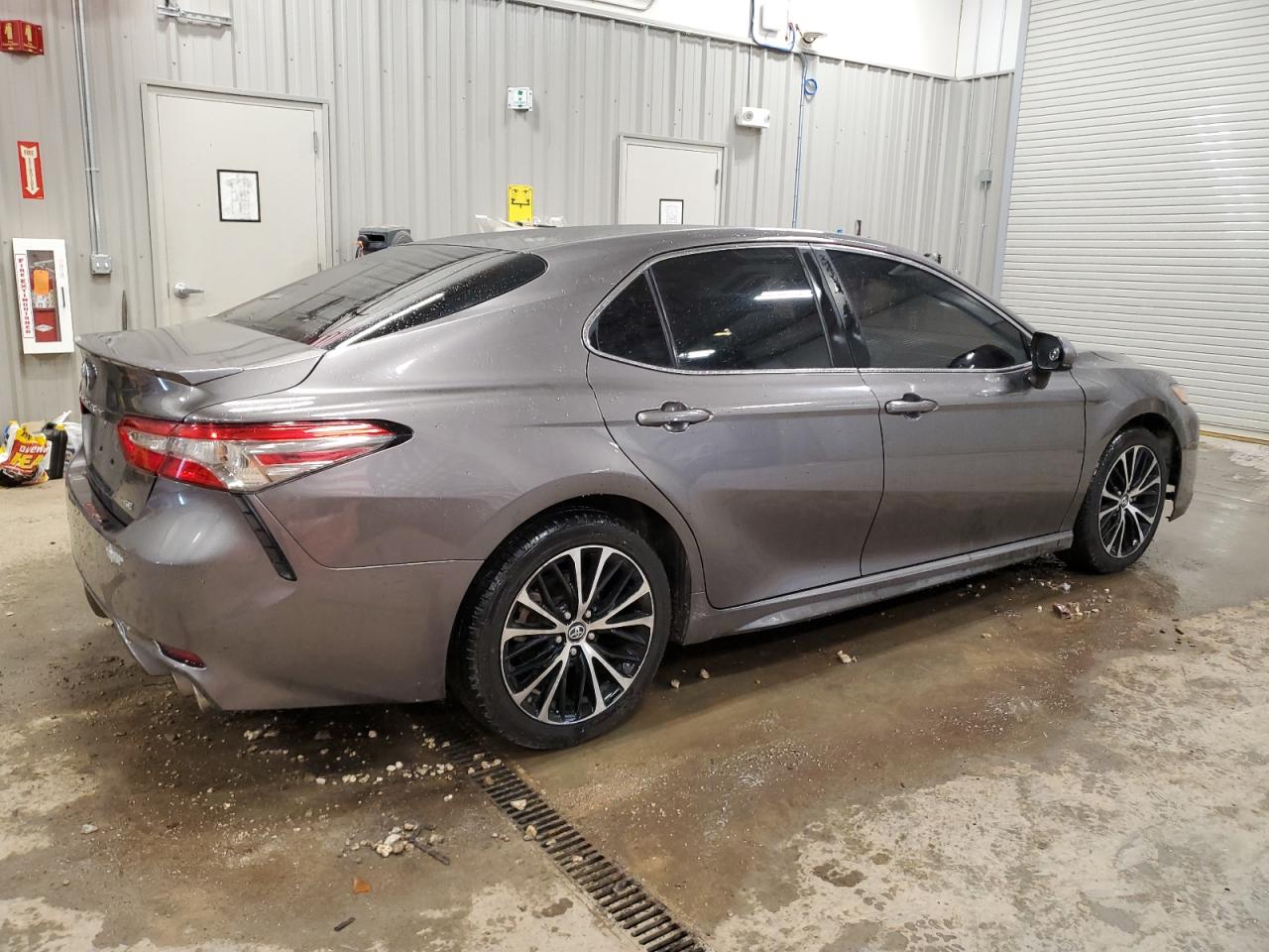 Lot #3215515168 2018 TOYOTA CAMRY L