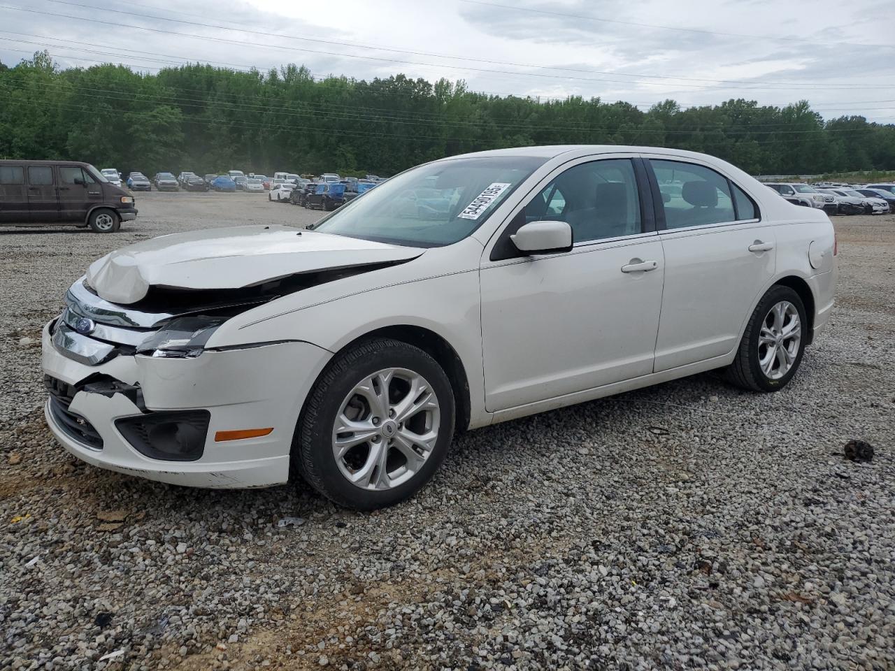 FORD FUSION SE
