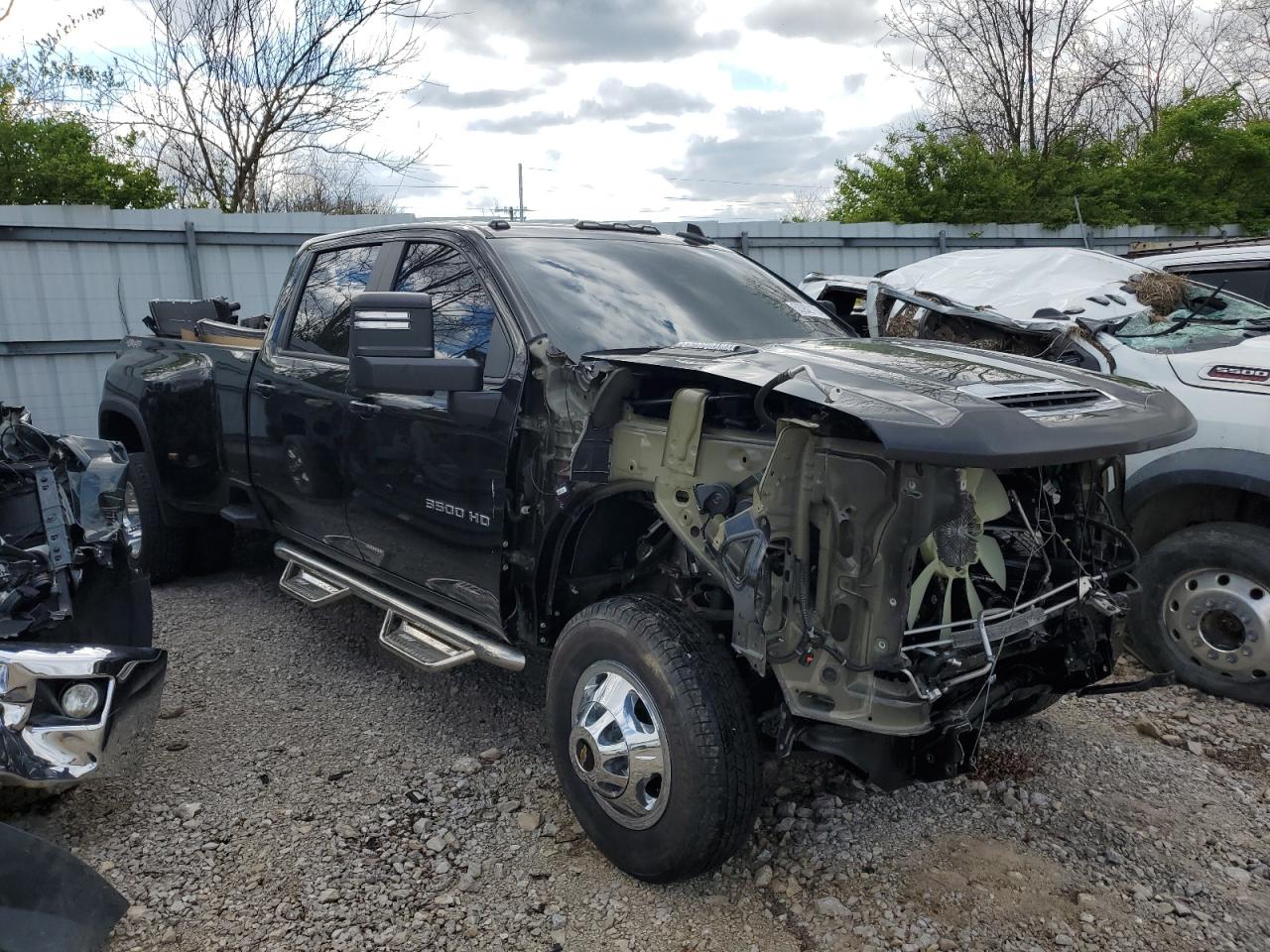 CHEVROLET SILVERADO 3500 K3500 LT