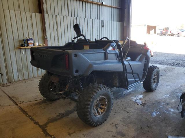 2018 HONDA SXS700 M2 1HFVE0293J4400217