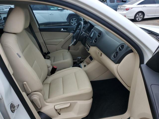 2017 VOLKSWAGEN TIGUAN S - WVGAV7AX0HK021419