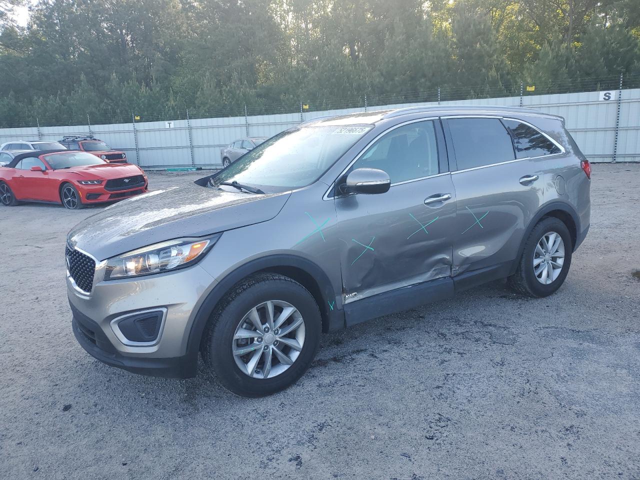 KIA SORENTO LX