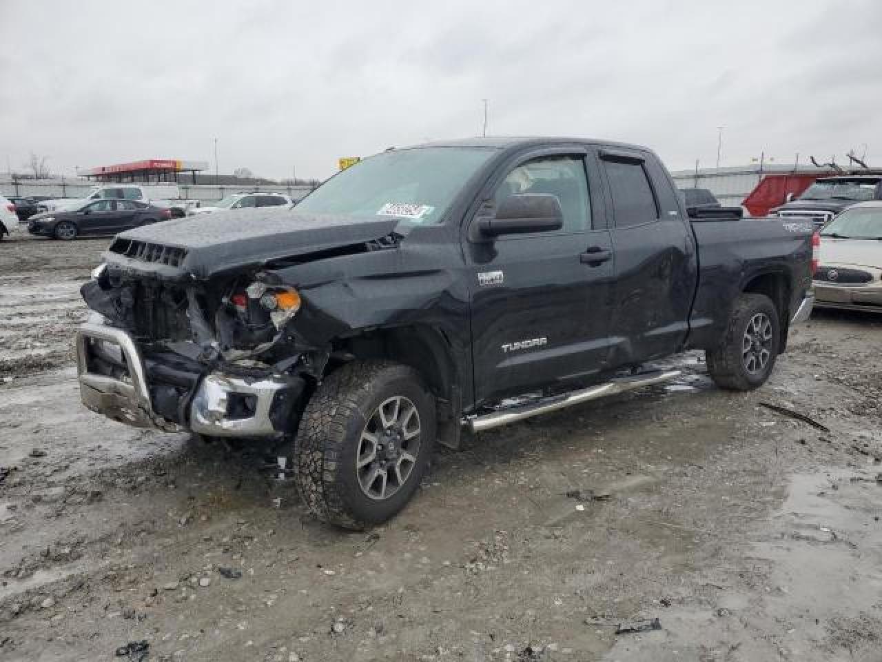 TOYOTA TUNDRA DOUBLE CAB SR
