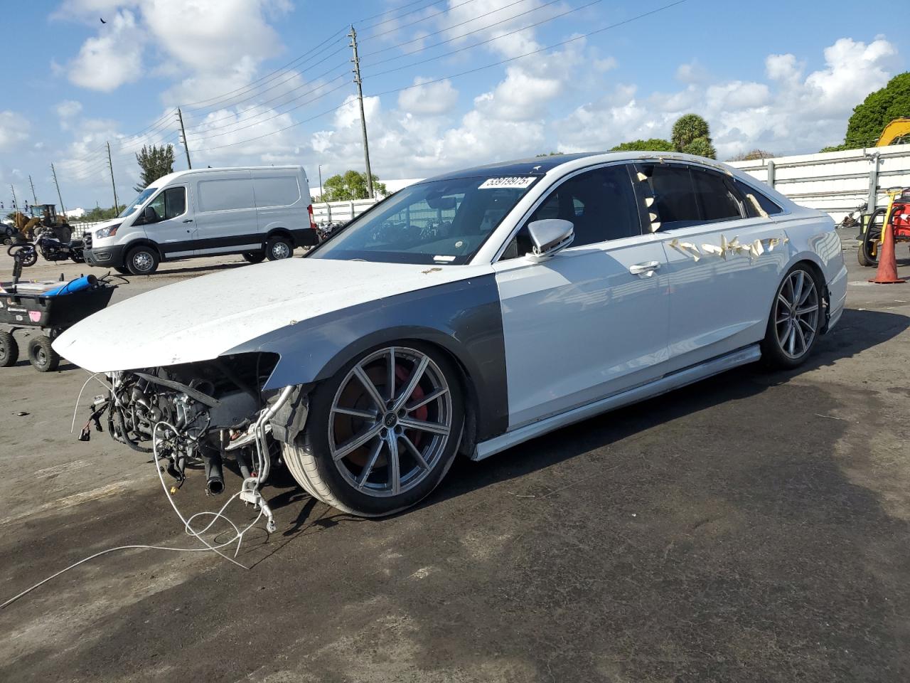 AUDI S8