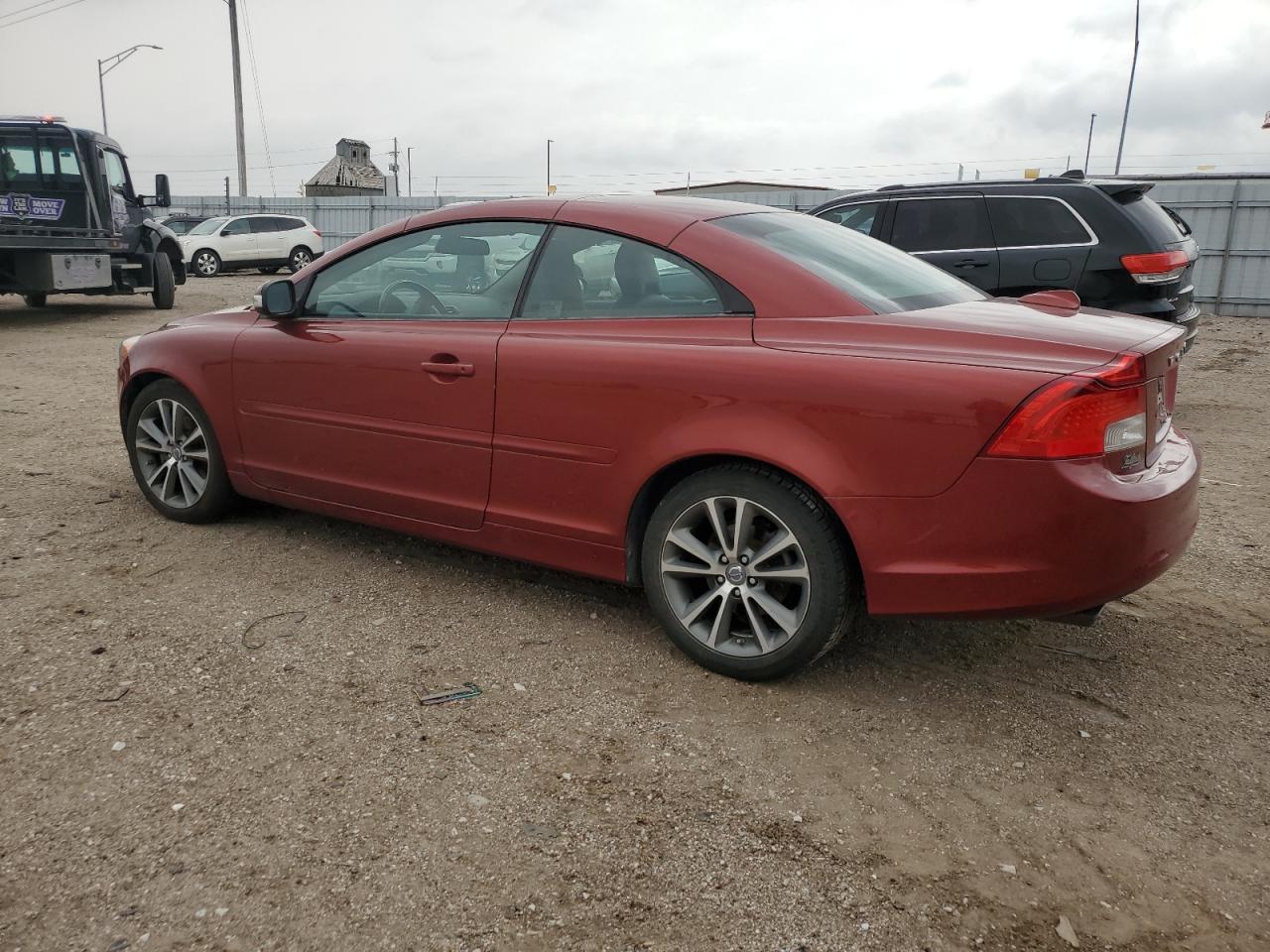VOLVO C70 T5
