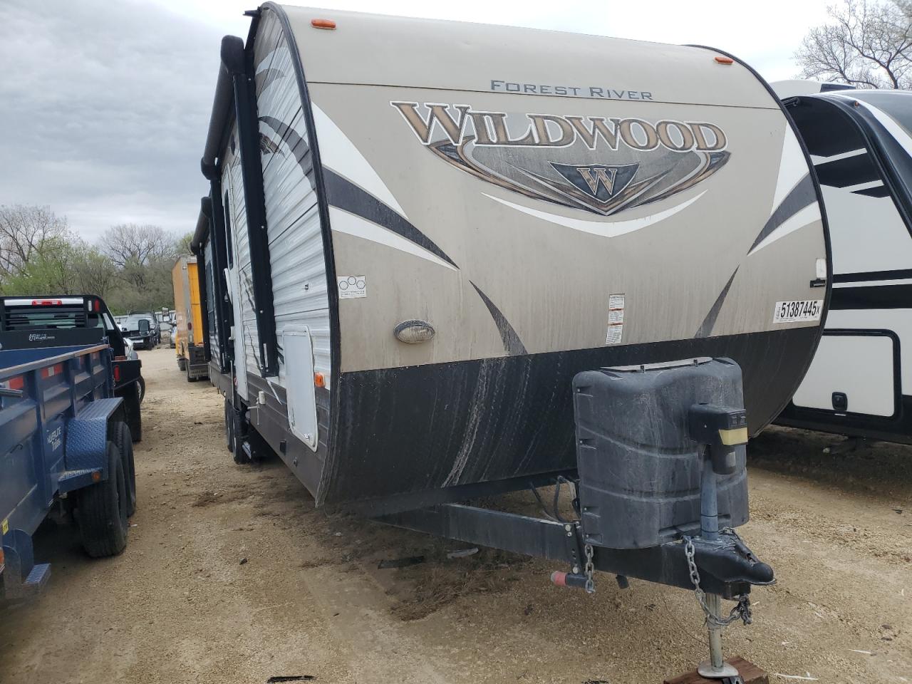 Lot #3280732557 2017 WILDCAT TRAVEL TRA
