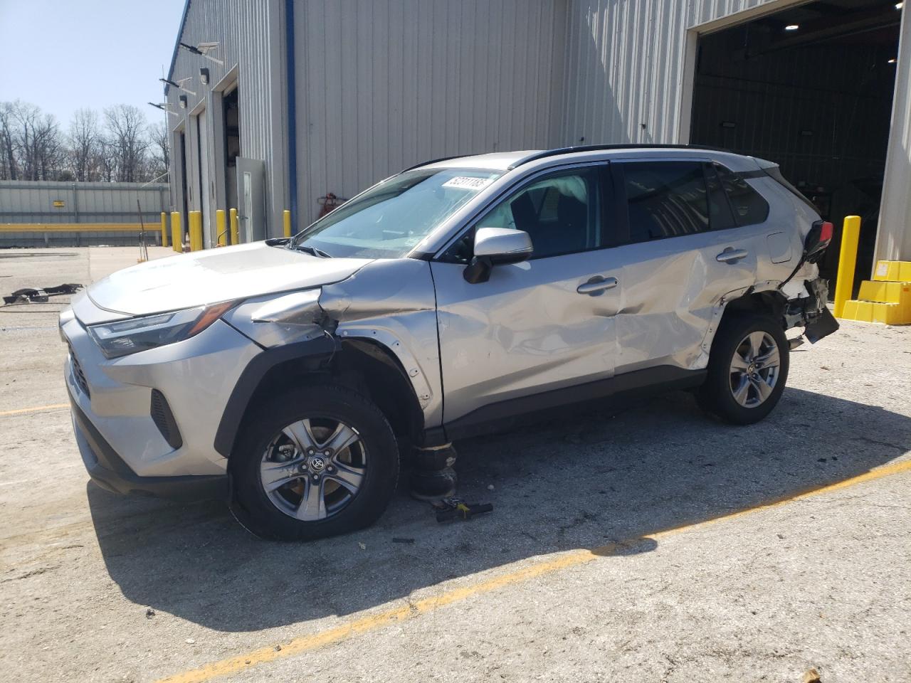 TOYOTA RAV4 XLE