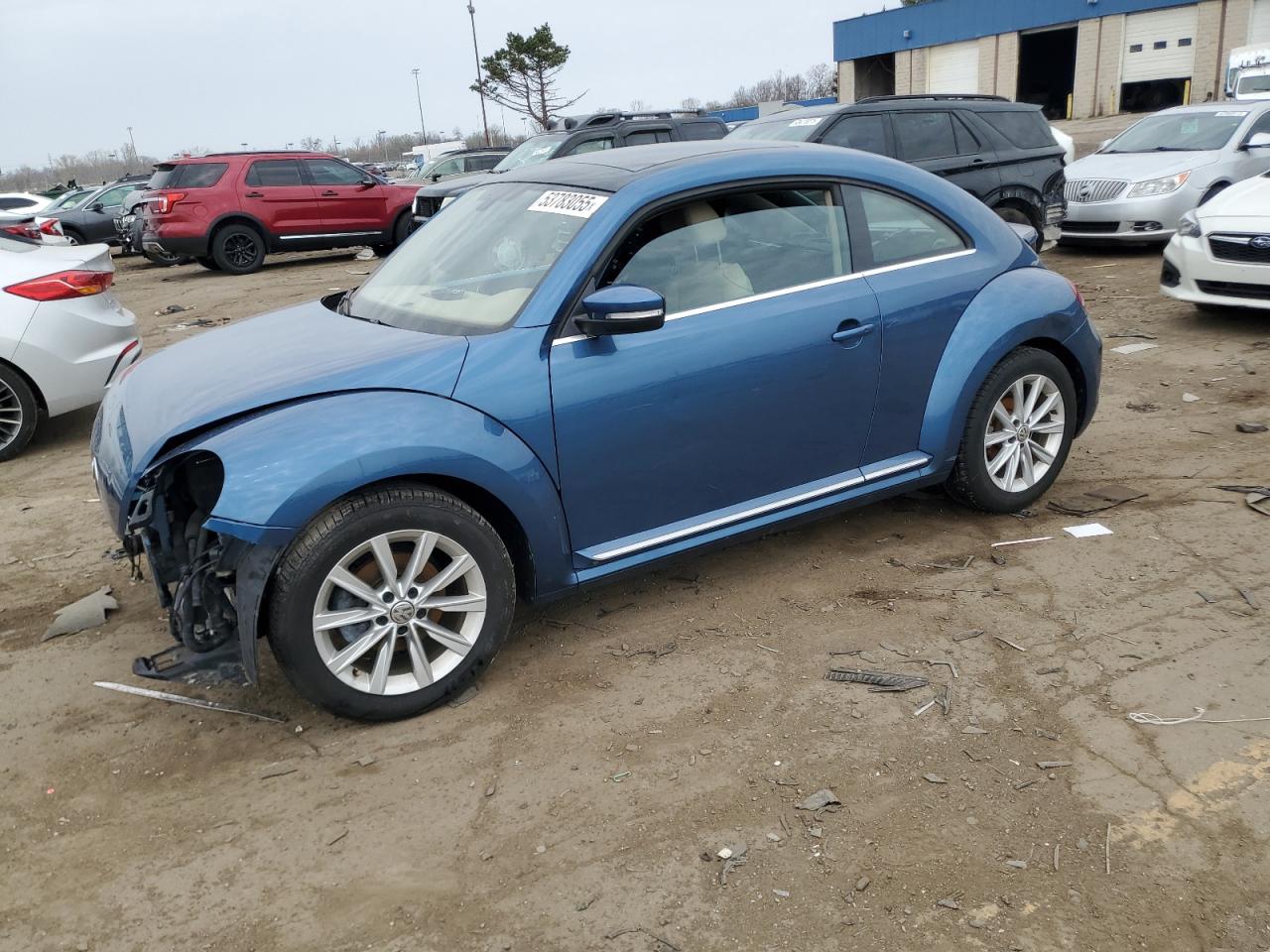 VOLKSWAGEN BEETLE SE