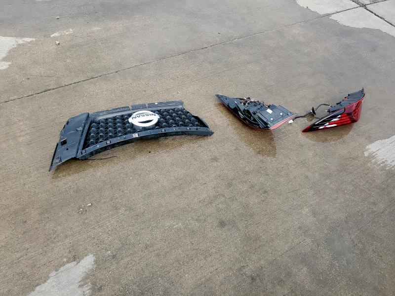 2020 HYUNDAI ELANTRA SE - KMHD84LF8LU067388